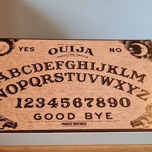 Vintage 1972 Parker Brothers Ouija Mystifying Oracle Board Game, GUC